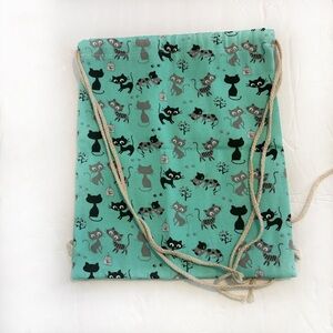 NWOT Teal Drawstring Bag with Cat Print